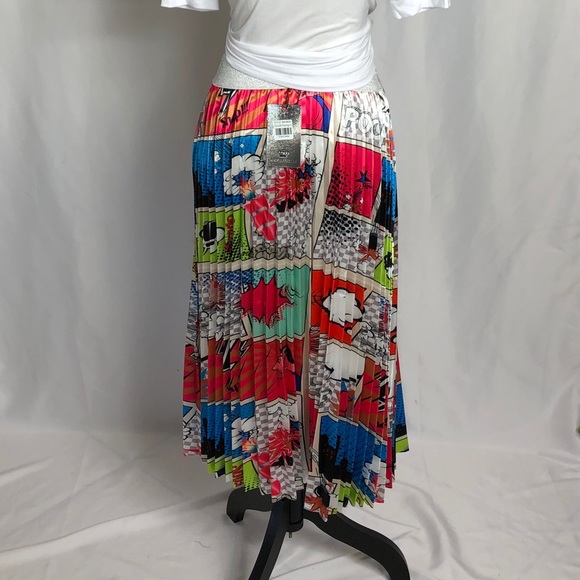 Colorful/Fun Comic A-Line skirt. NWT - Picture 5 of 6